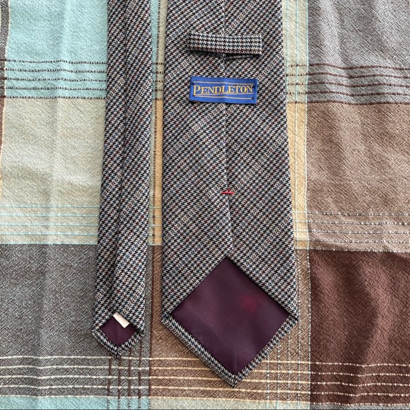 Vintage Pendleton 100% Wool Tie, Classic Style - Picture 3 of 7